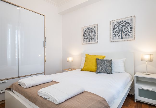 Apartamento em Funchal - City View - By Wehost