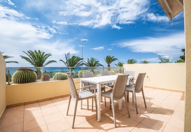 Villa em Porto Santo - Casa da Pedras Pretas - By Wehost