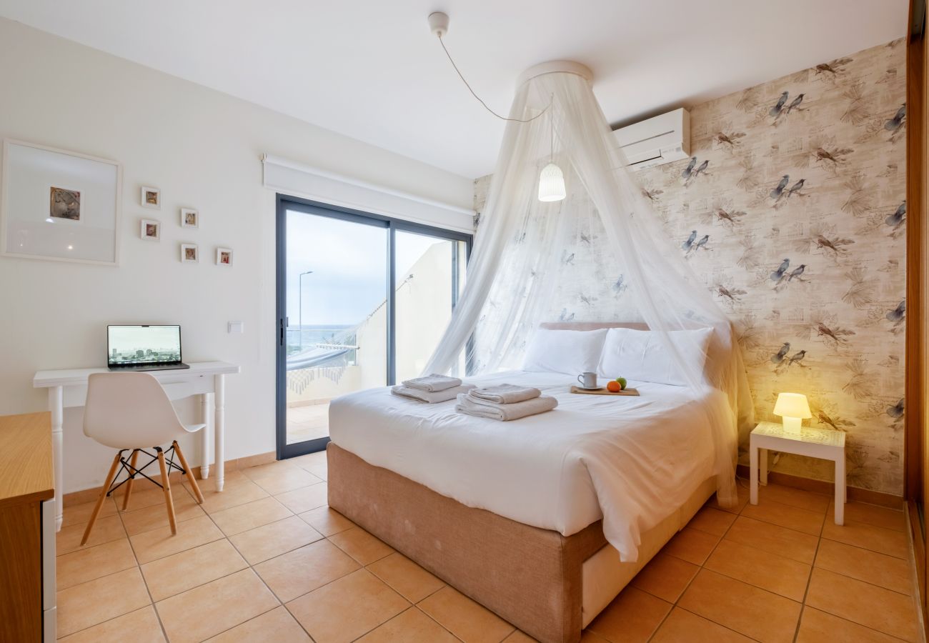 Villa em Porto Santo - Casa da Pedras Pretas - By Wehost
