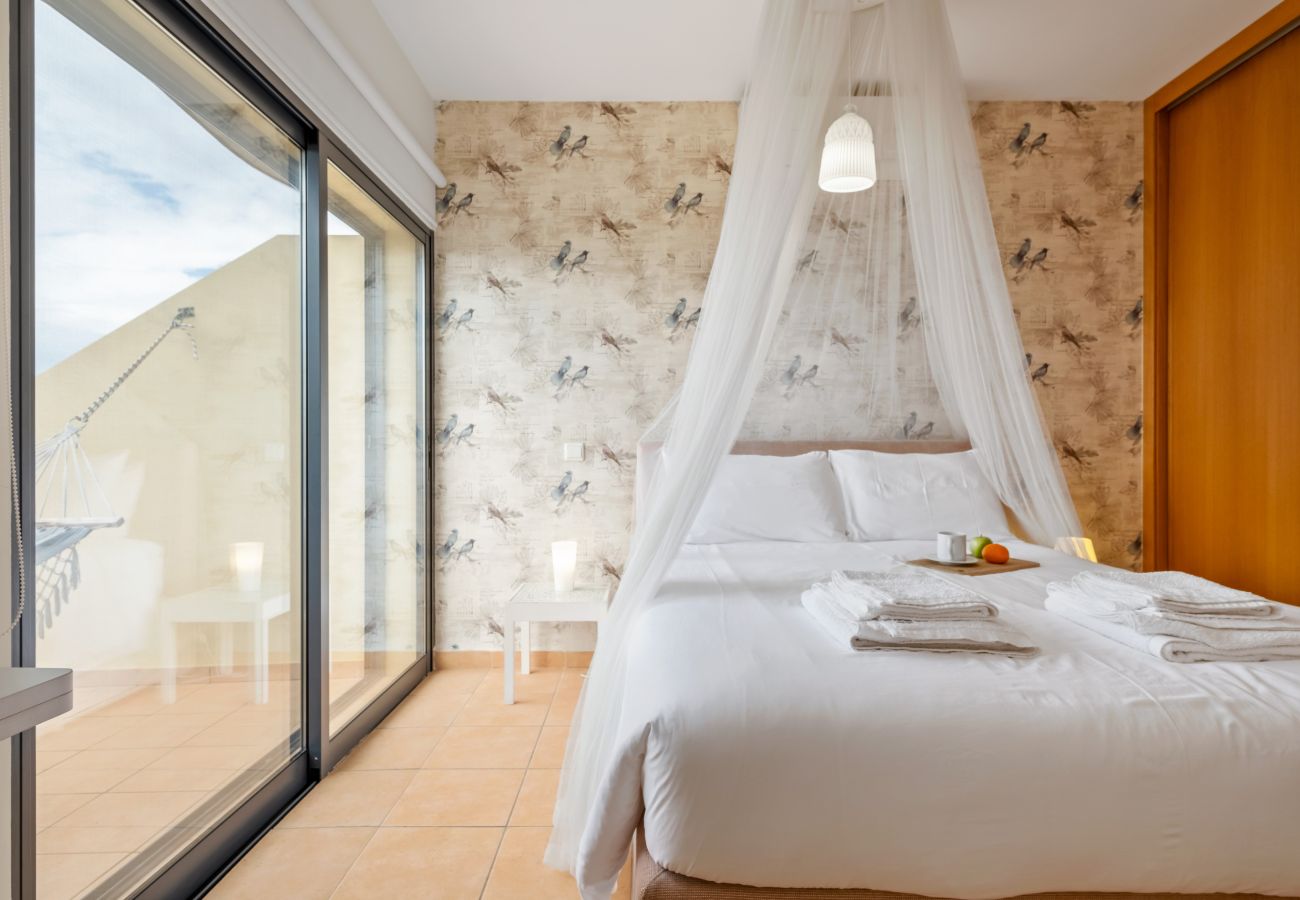 Villa em Porto Santo - Casa da Pedras Pretas - By Wehost