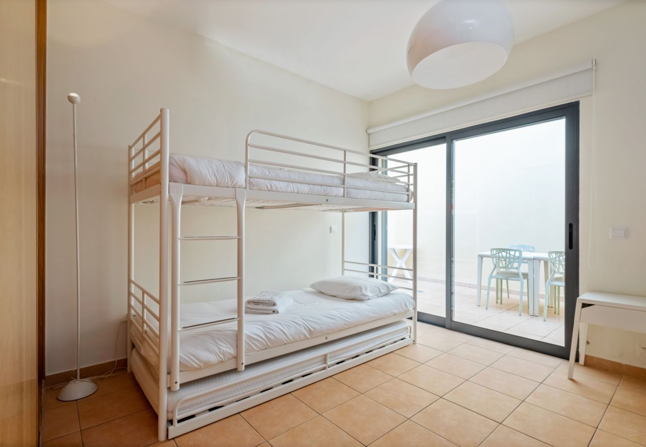 Villa em Porto Santo - Casa da Pedras Pretas - By Wehost