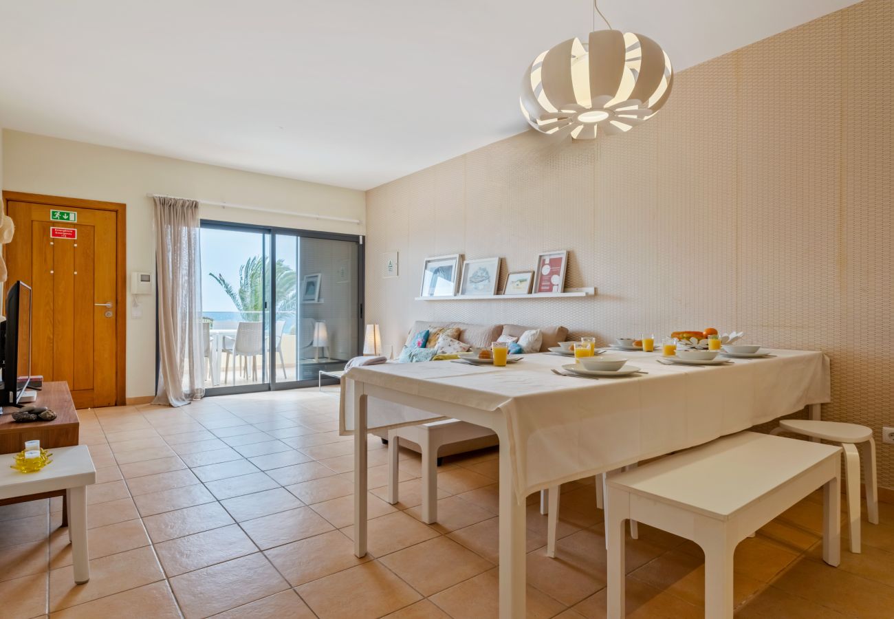 Villa em Porto Santo - Casa da Pedras Pretas - By Wehost