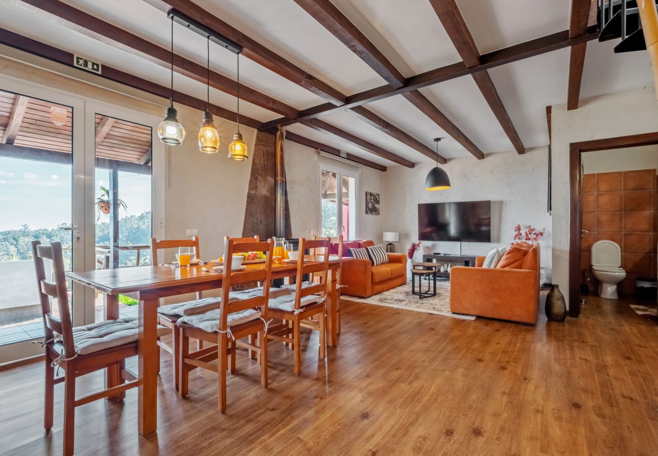 Casa em Santana - São Jorge Cottage - By Wehost