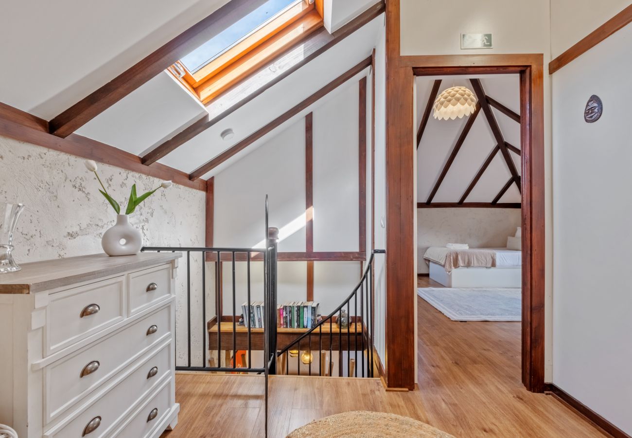 Casa em Santana - São Jorge Cottage - By Wehost