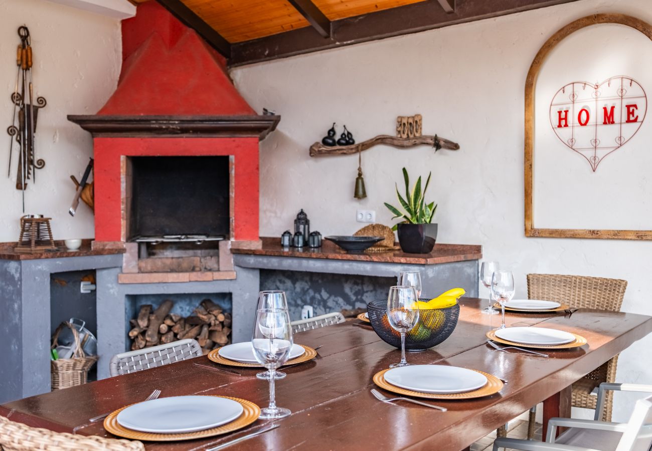 Casa em Santana - São Jorge Cottage - By Wehost