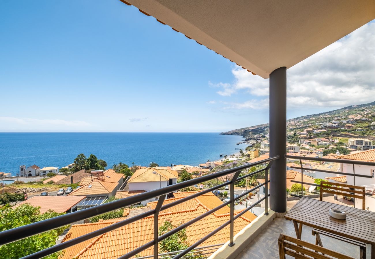 Casa em Santa Cruz - The Balcony - By Wehost