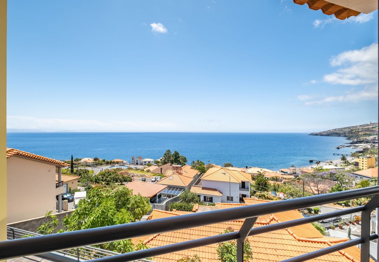 Casa em Santa Cruz - The Balcony - By Wehost