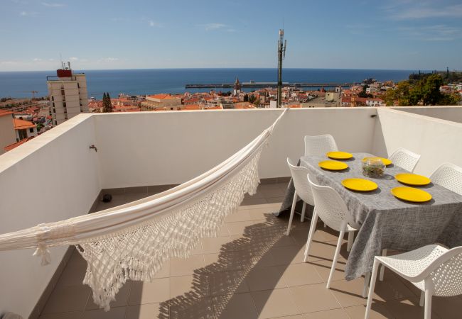 Apartamento em Funchal - Rooftop Funchal - By Wehost