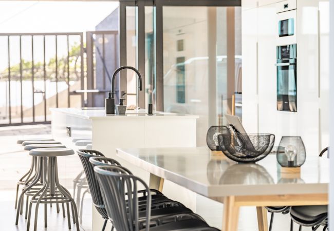 Villa em Câmara de Lobos - House of Cork and Ivy - By Wehost Villa em Câmara de Lobos - House of Cork and Ivy - By Wehost