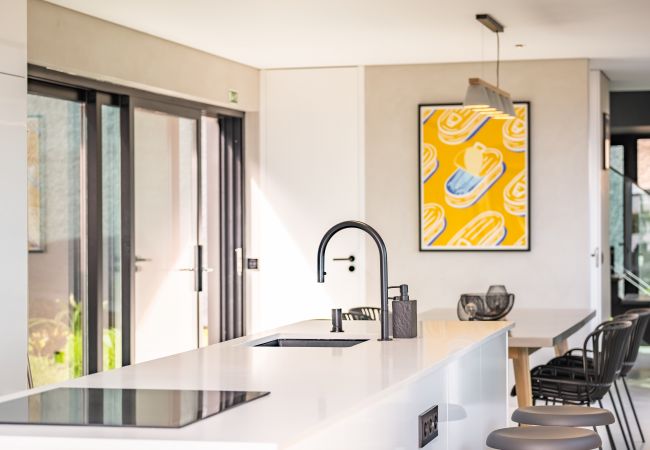 Villa em Câmara de Lobos - House of Cork and Ivy - By Wehost Villa em Câmara de Lobos - House of Cork and Ivy - By Wehost