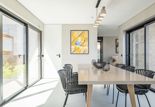 Villa em Câmara de Lobos - House of Cork and Ivy - By Wehost Villa em Câmara de Lobos - House of Cork and Ivy - By Wehost