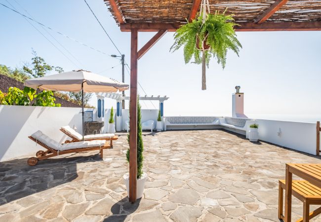 Casa rural em Ponta do Sol - Blue House - By Wehost Casa rural em Ponta do Sol - Blue House - By Wehost