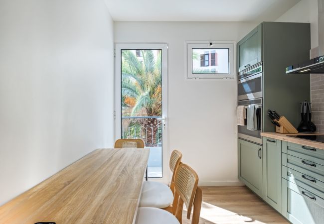 Casa geminada em Funchal - Cozy Retreat - By Wehost Casa geminada em Funchal - Cozy Retreat - By Wehost