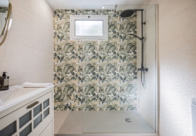 Casa geminada em Funchal - Cozy Retreat - By Wehost Casa geminada em Funchal - Cozy Retreat - By Wehost