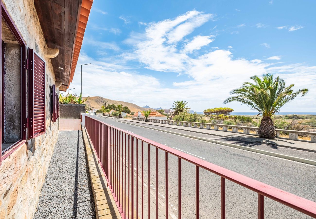 Casa em Porto Santo - Casa Forno de Cal - By Wehost Madeira