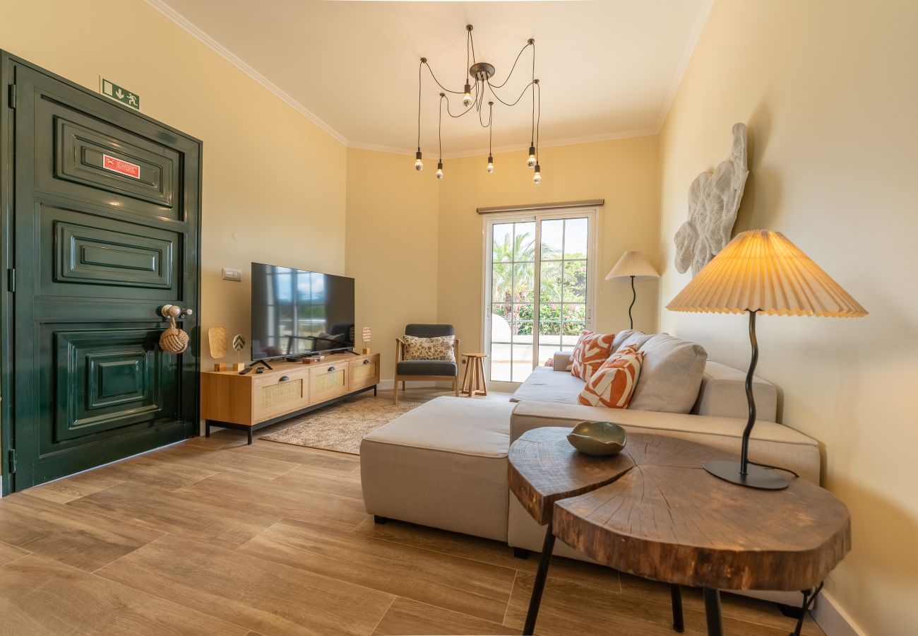 Casa geminada em Porto Santo - Beach Retreat - By Wehost