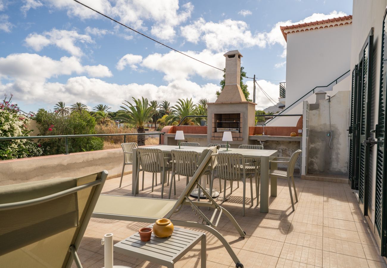 Casa geminada em Porto Santo - Beach Retreat - By Wehost