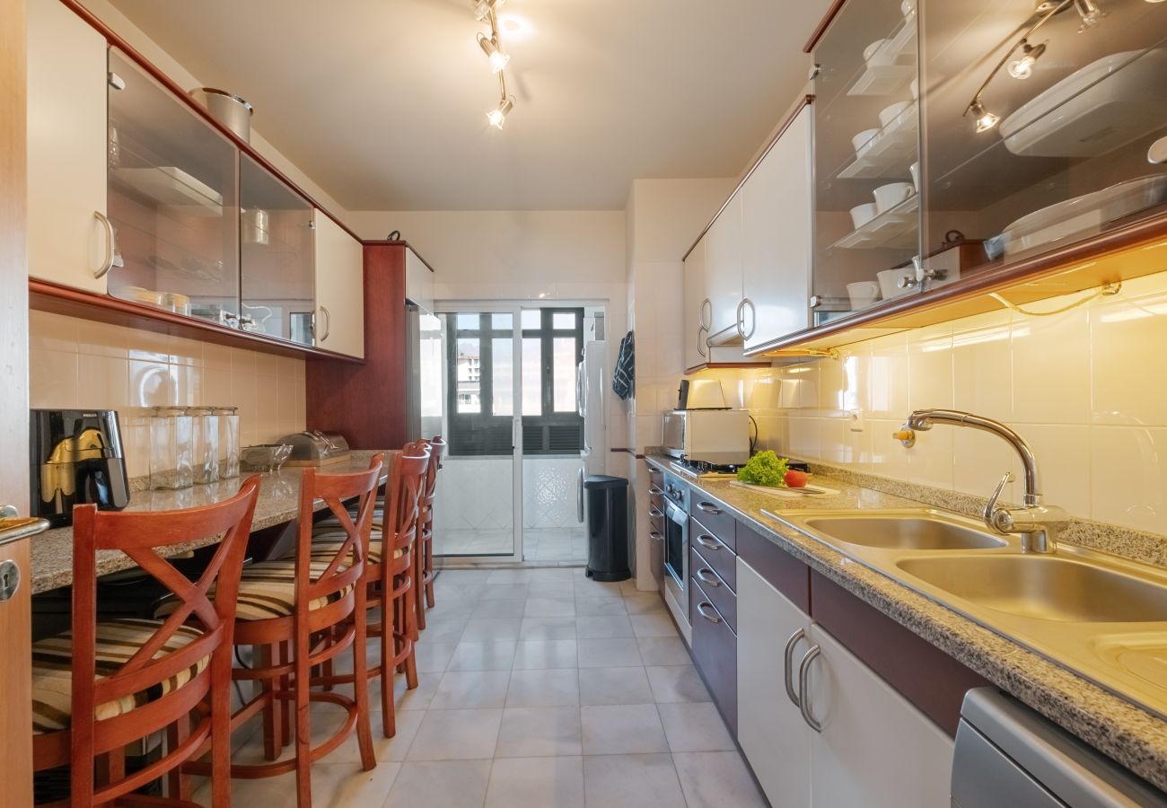 Apartamento em Funchal - The Cliff House Madeira - By Wehost