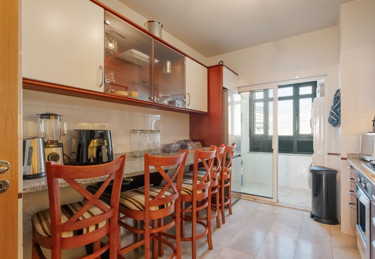 Apartamento em Funchal - The Cliff House Madeira - By Wehost