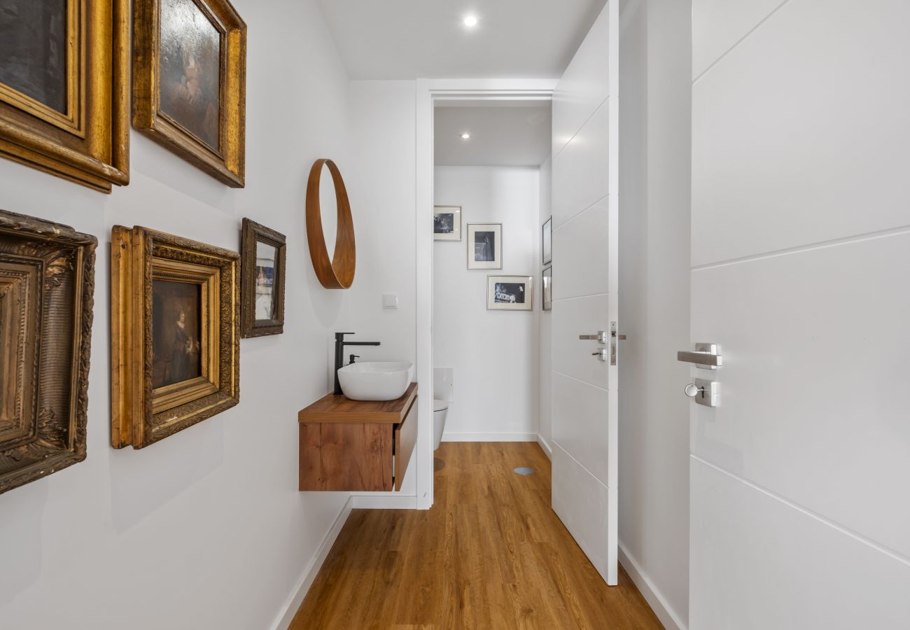 Casa em Funchal - Art House - By Wehost