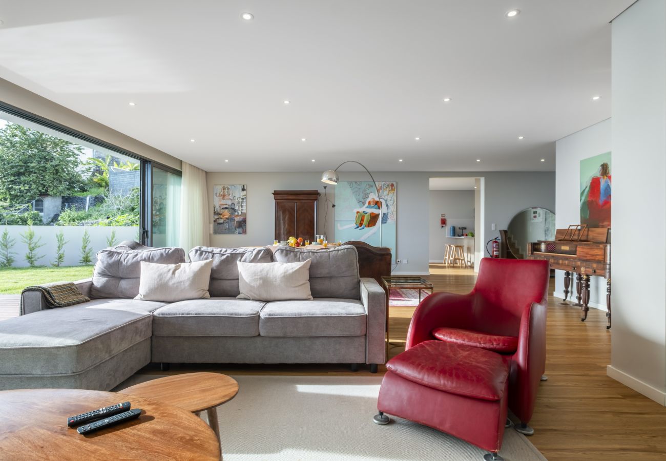 Casa em Funchal - Art House - By Wehost