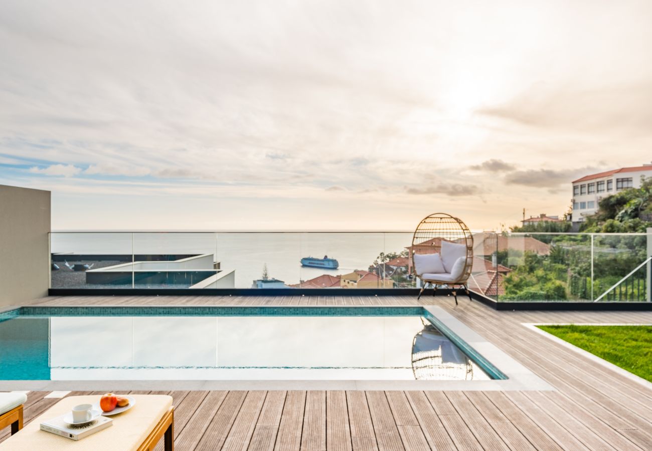 Casa em Funchal - Art House - By Wehost