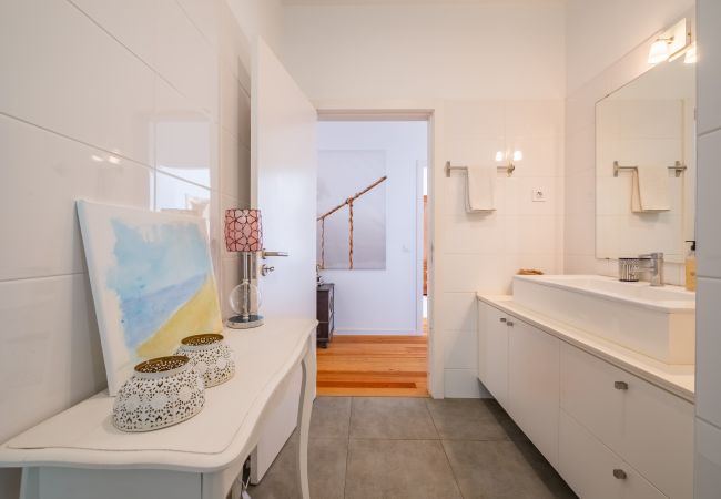 House in Funchal - Casa da Pinheira II - By Wehost House in Funchal - Casa da Pinheira II - By Wehost