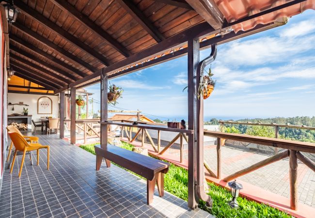 House in Santana - São Jorge Cottage - By Wehost