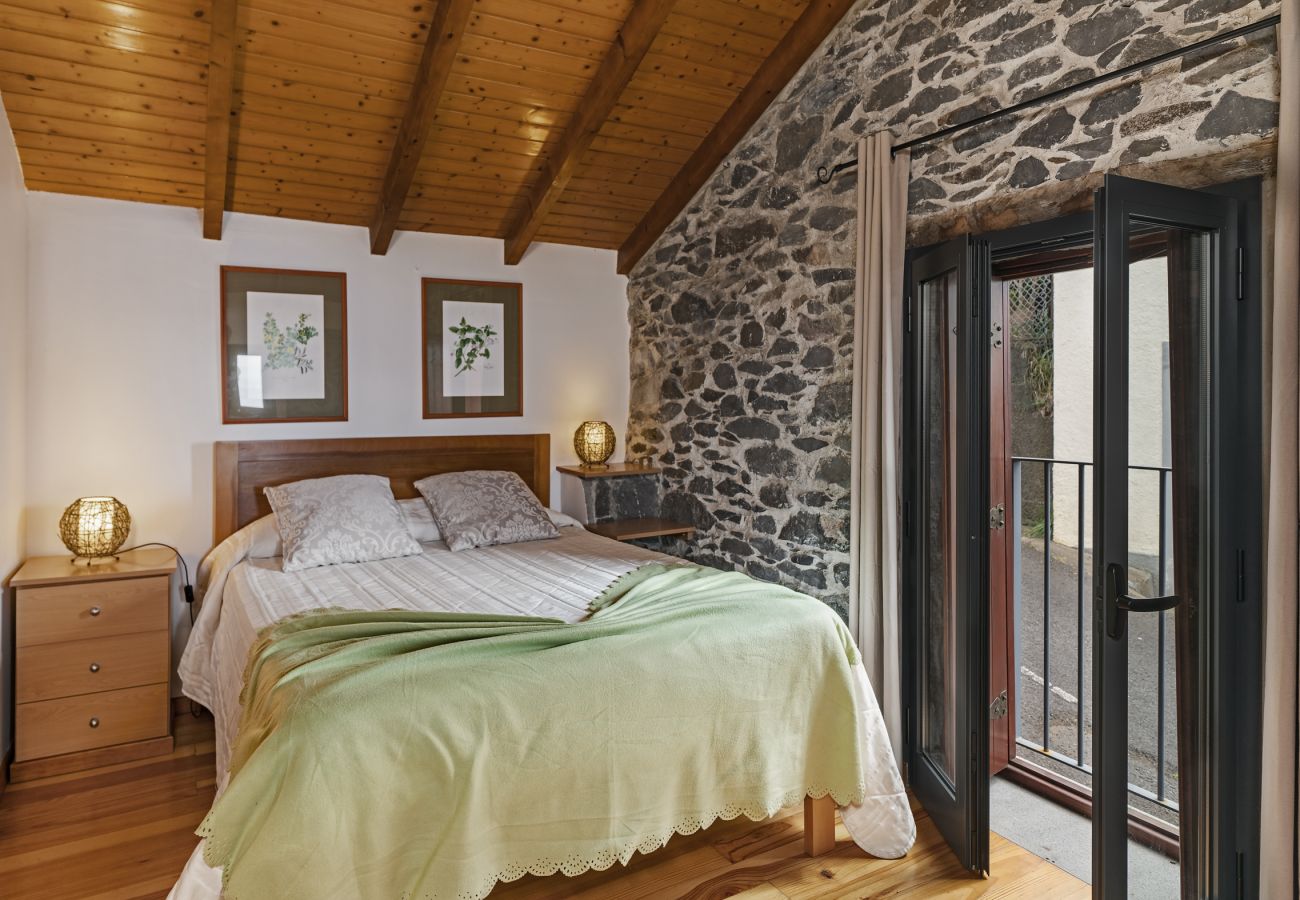 House in Calheta - Refúgio da Serra - By Wehost