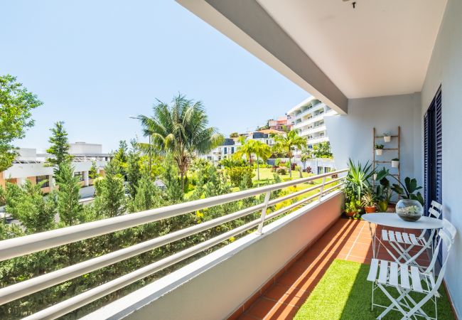 Apartment in Funchal - Barreiros Balcony - By Wehost
