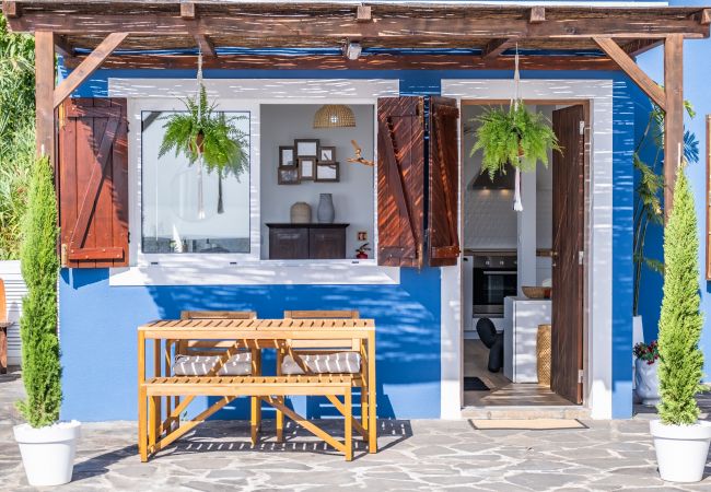 Cottage in Ponta do Sol - Blue House - By Wehost