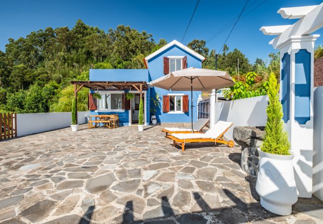 Cottage in Ponta do Sol - Blue House - By Wehost