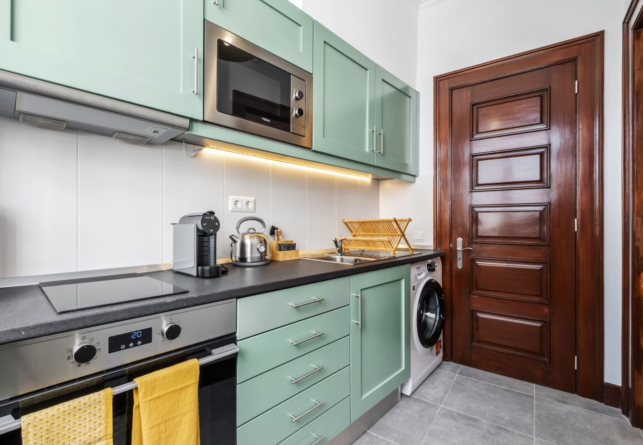 Apartment in Funchal - Zino Apartment B - By Wehost