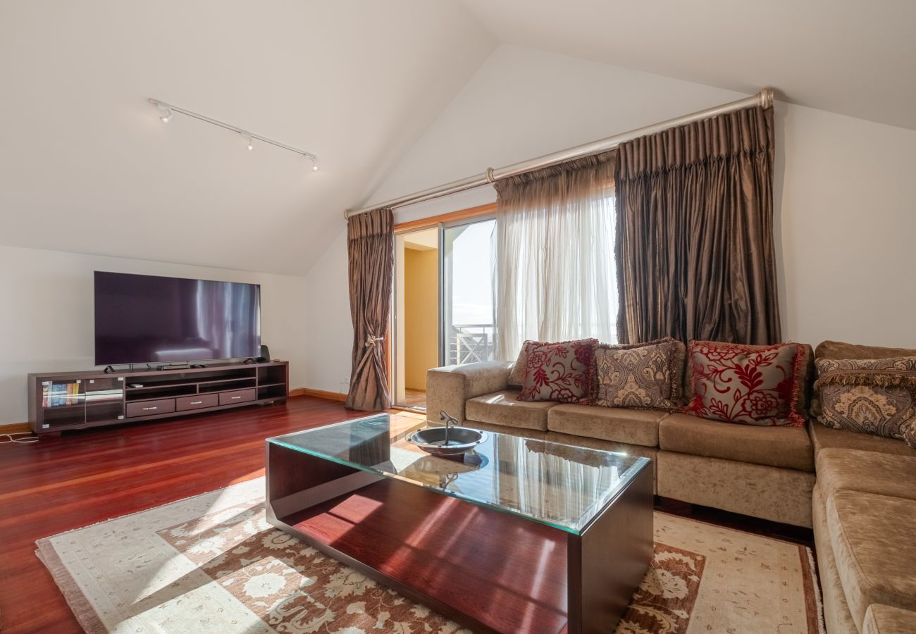 Apartment in Funchal - The Cliff House Madeira - By Wehost