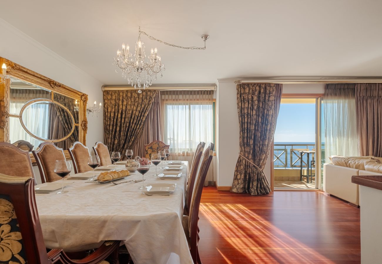 Apartment in Funchal - The Cliff House Madeira - By Wehost