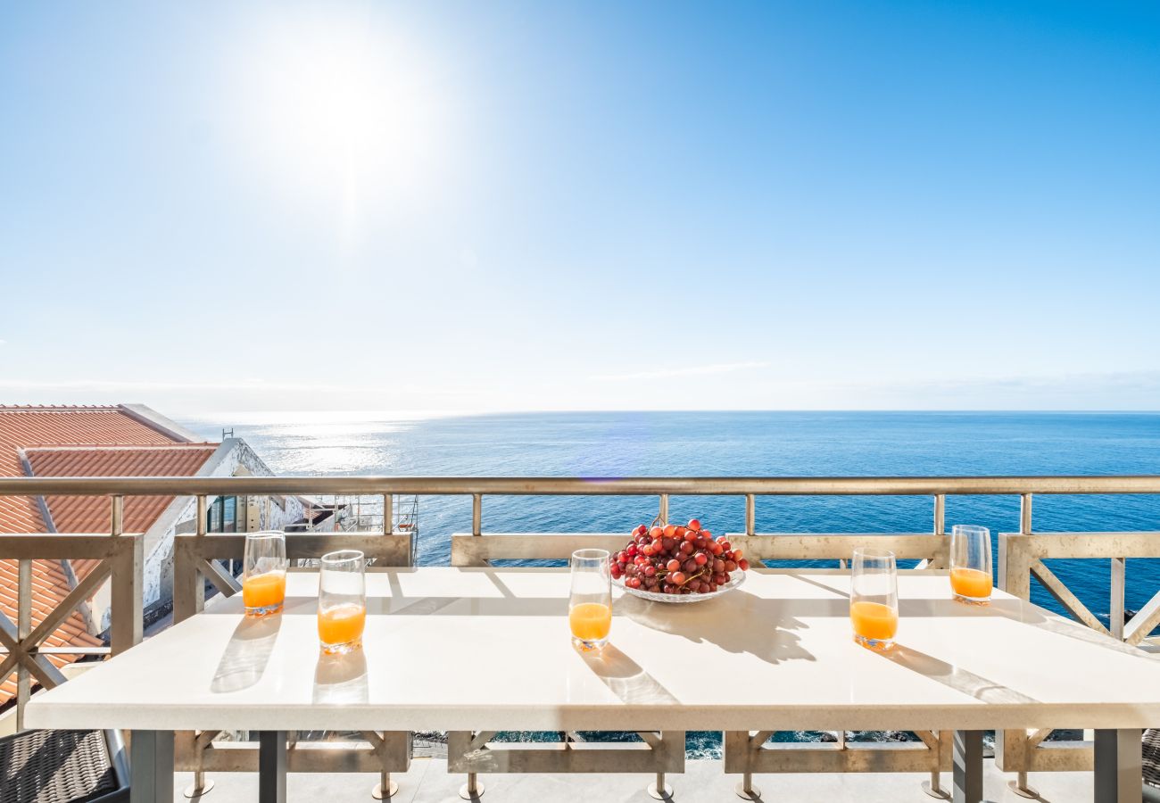 Apartment in Funchal - The Cliff House Madeira - By Wehost