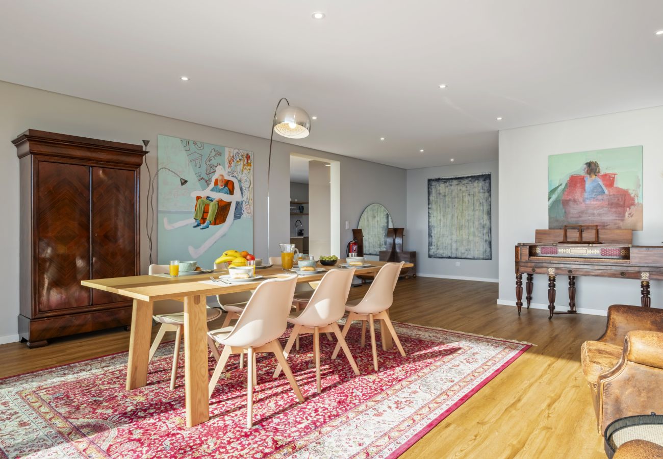 House in Funchal - Art House - By Wehost