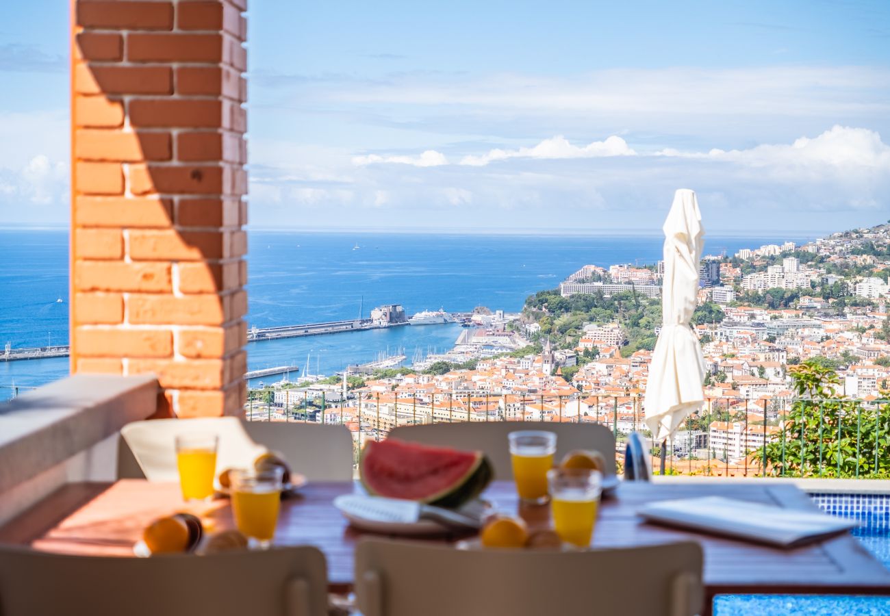 House in Funchal - Casa da Pinheira II - By WeHostMadeira