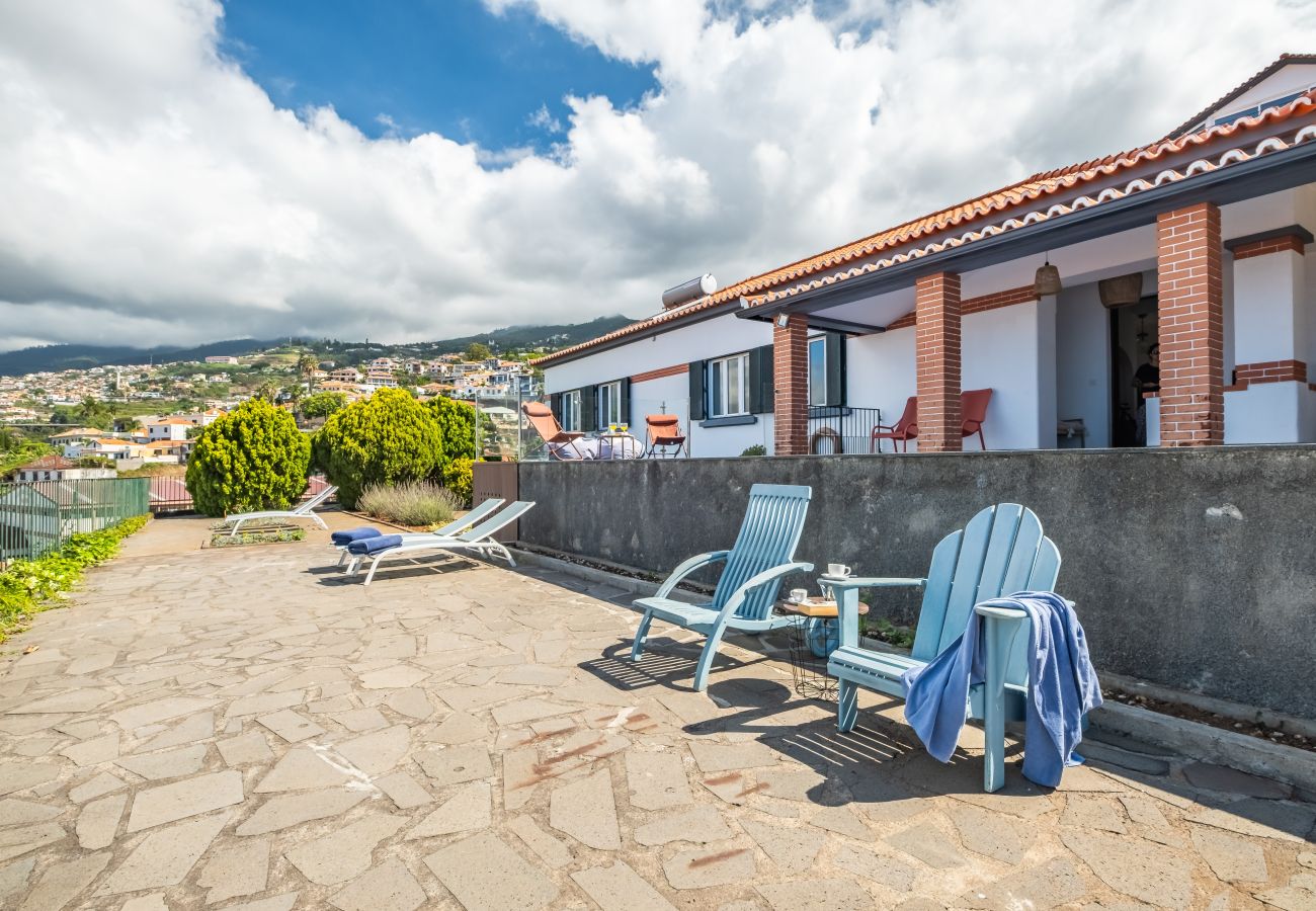 House in Funchal - Casa da Pinheira II - By WeHostMadeira