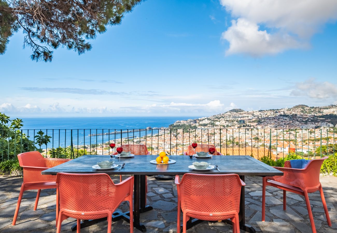 House in Funchal - Casa da Pinheira II - By WeHostMadeira