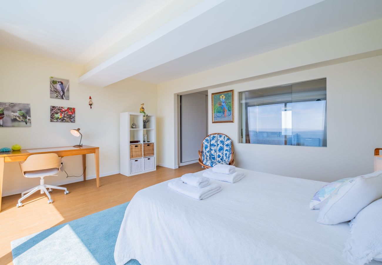 House in Santa Cruz - Beach House - By WeHostMadeira
