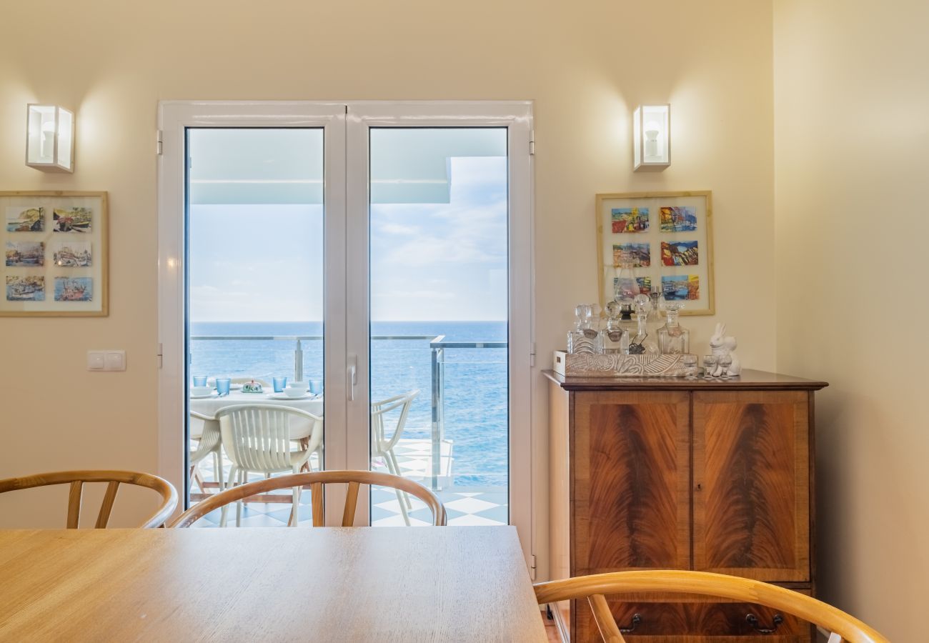 House in Santa Cruz - Beach House - By WeHostMadeira