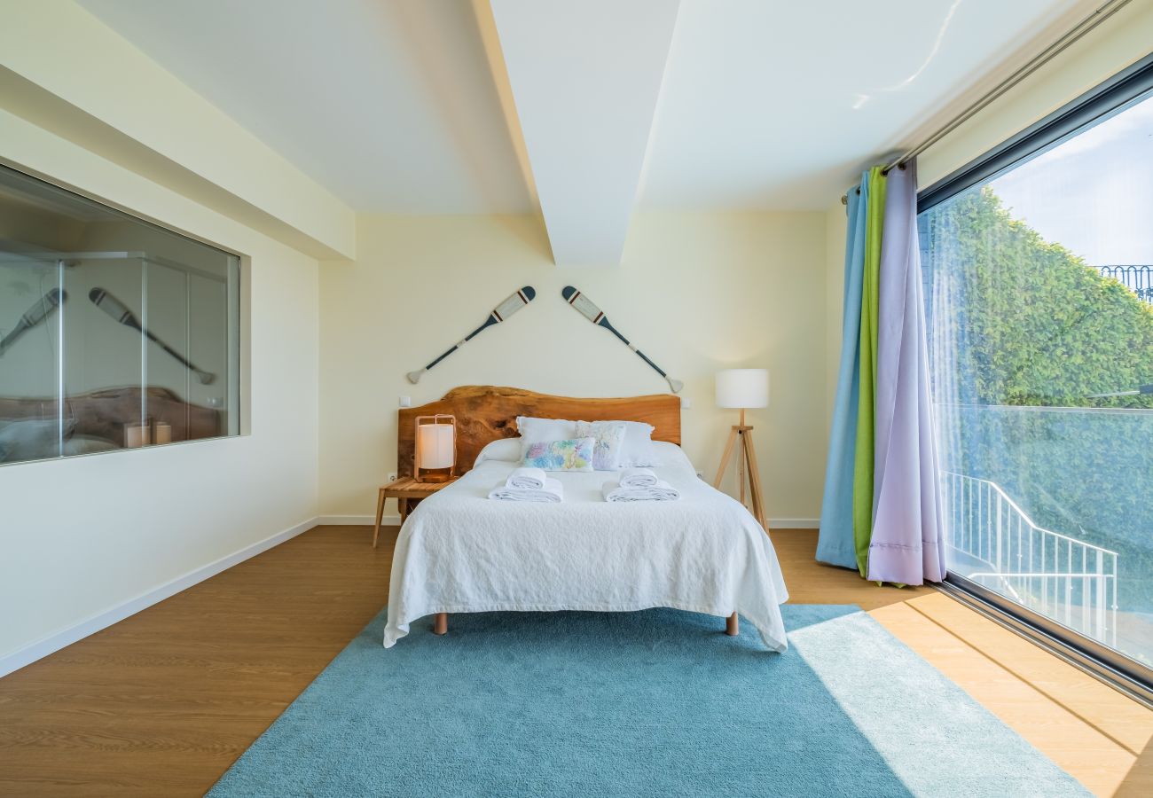 House in Santa Cruz - Beach House - By WeHostMadeira