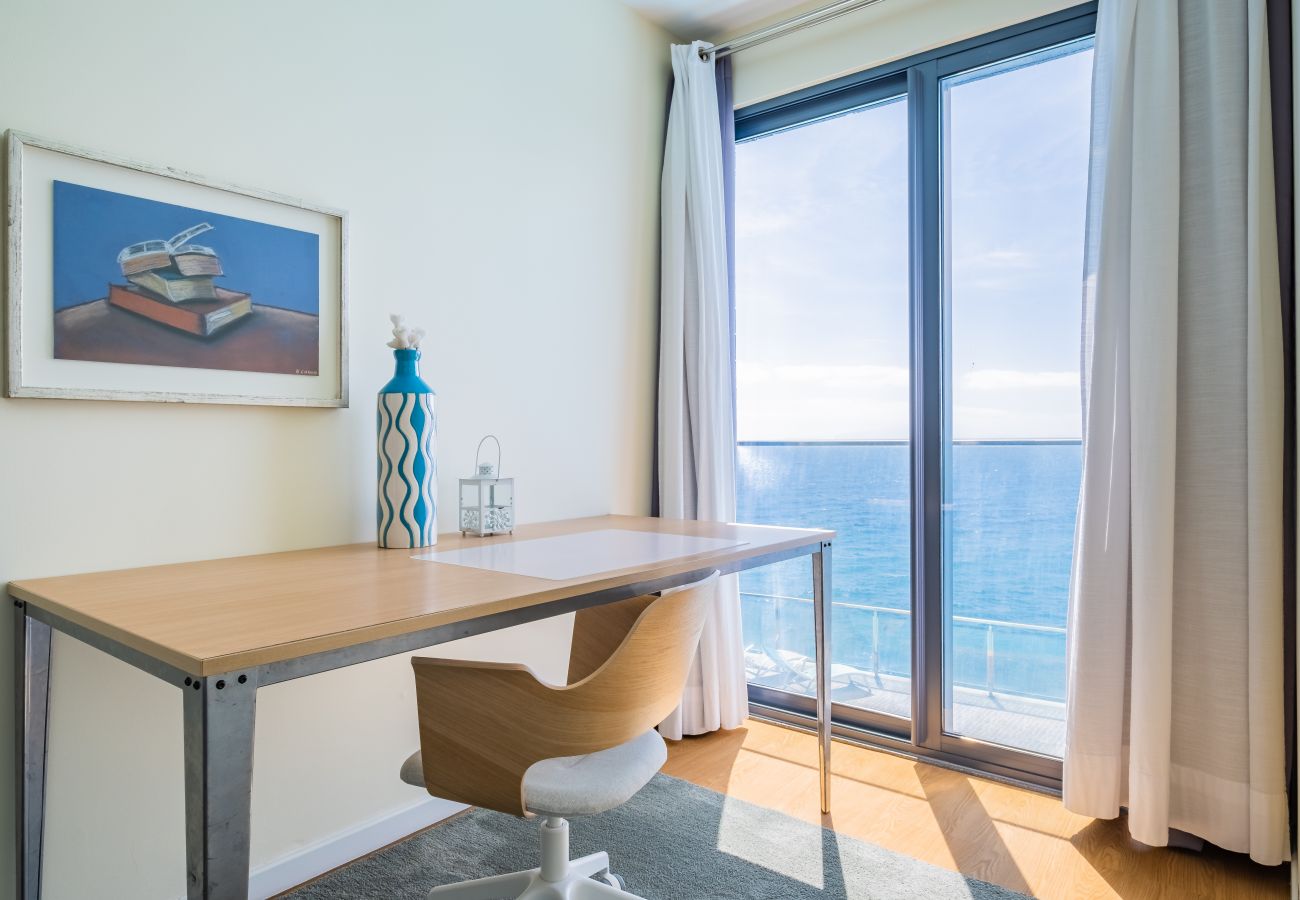 House in Santa Cruz - Beach House - By WeHostMadeira
