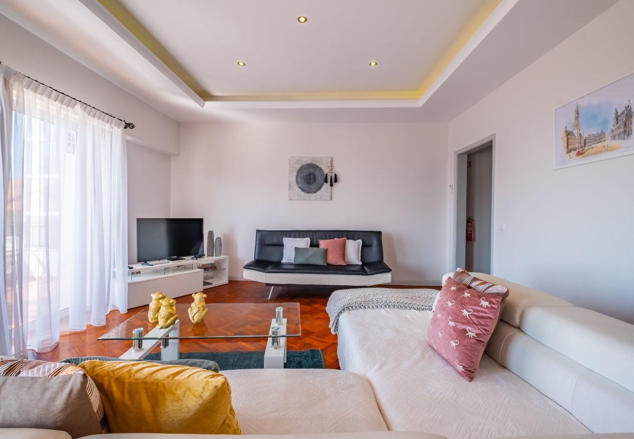 Apartment in Funchal - Jasmineiro Apartment - By WeHostMadeira