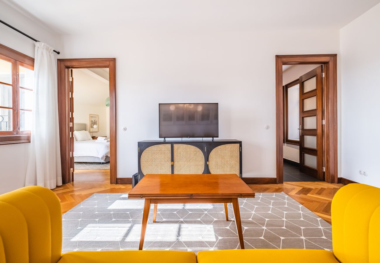 Apartment in Funchal - Apartamento 6 - By WehostMadeira
