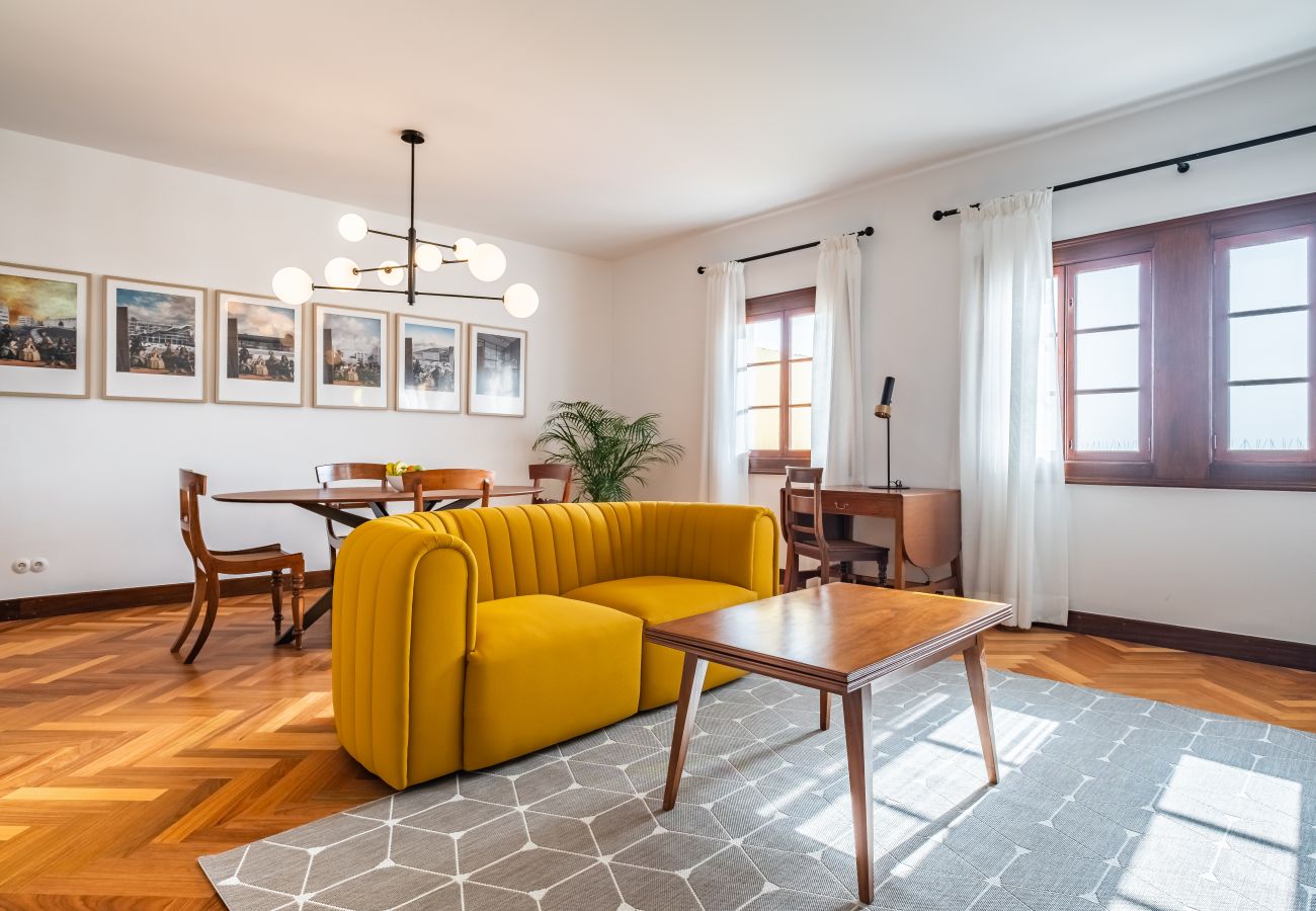 Apartment in Funchal - Apartamento 6 - By WehostMadeira