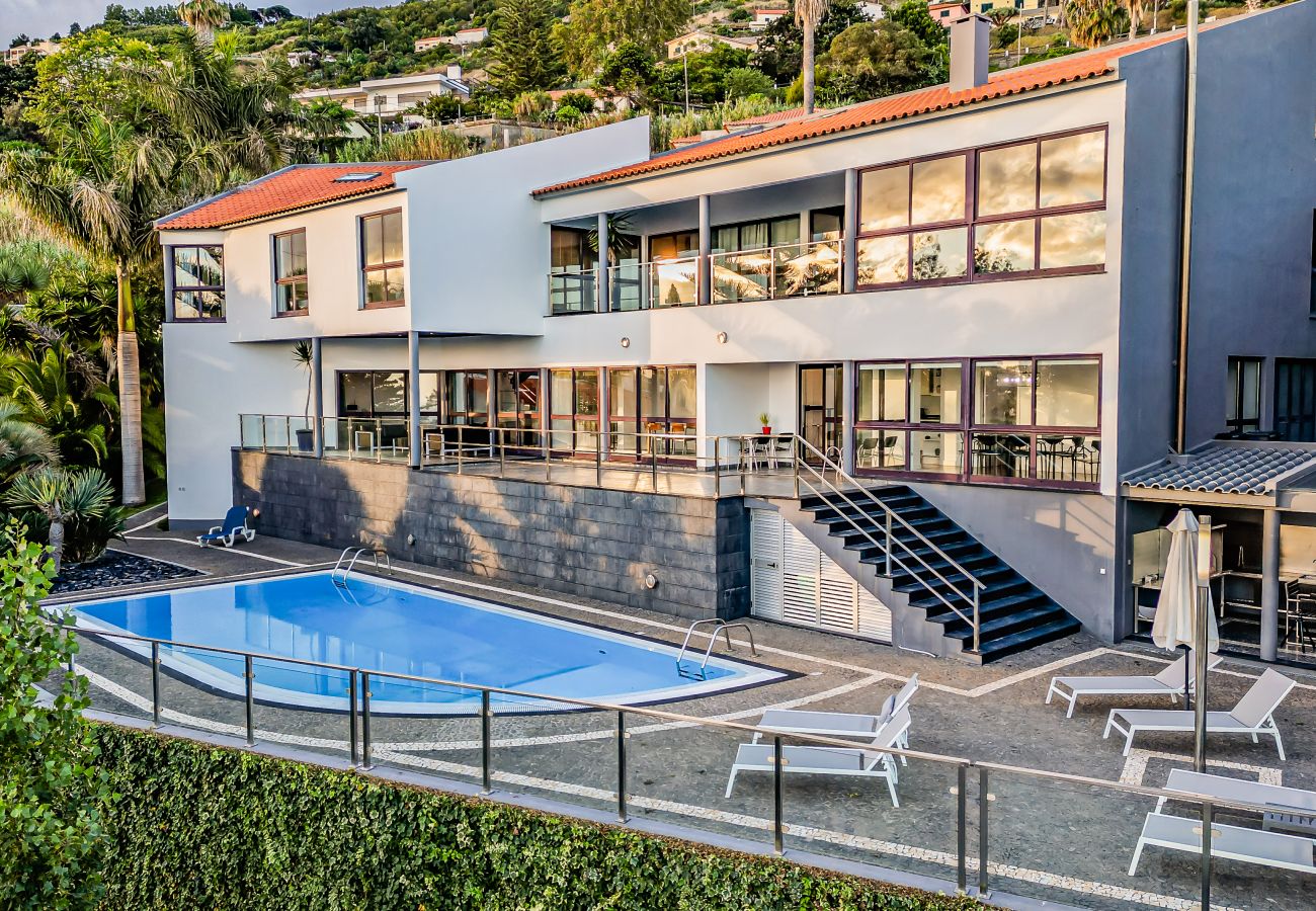 Villa in Funchal - Vila Crerital - By WeHostMadeira