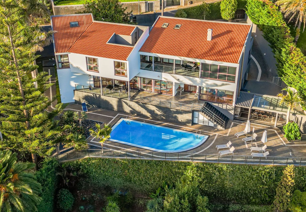 Villa in Funchal - Vila Crerital - By WeHostMadeira