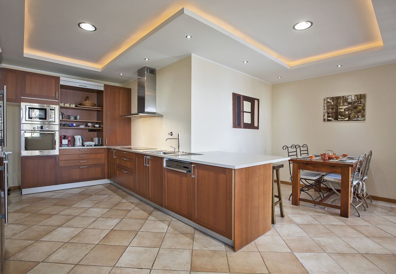 House in Funchal - Casa das Neves - By WeHostMadeira